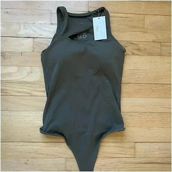 Klassy Network Peekaboo Bramisuit New Cut Out Bodysuit Mob Wife Sexy - Picture 7 of 7